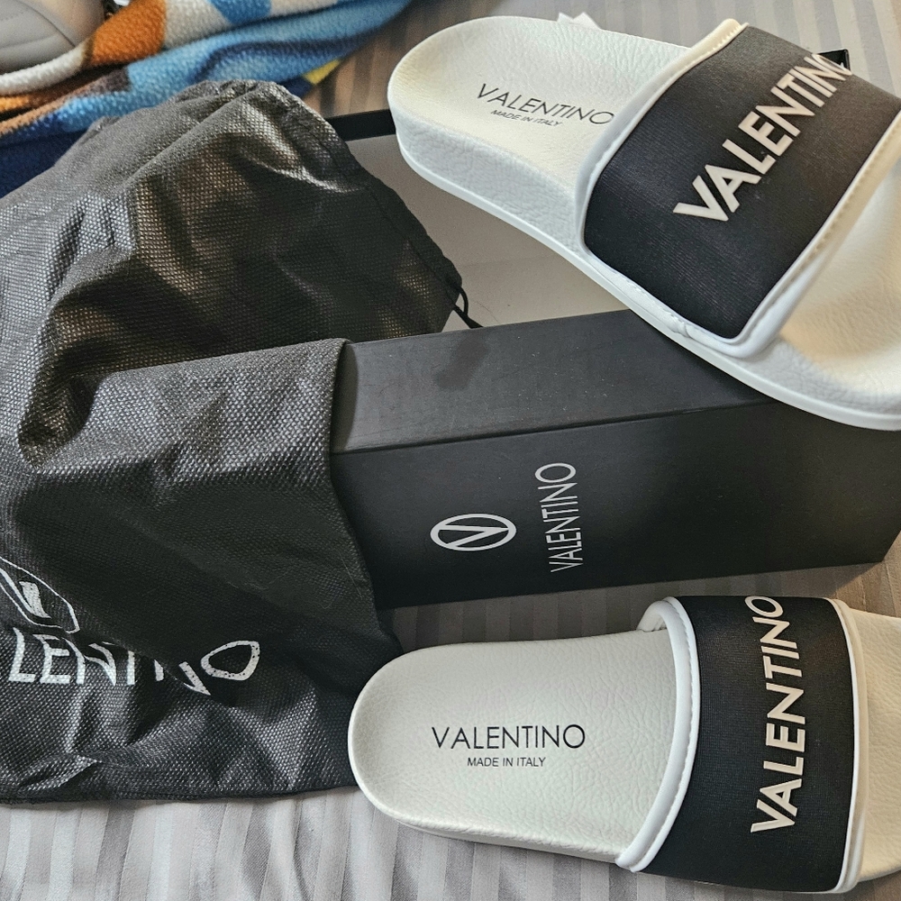 Valentino Slides Black+White Slide Sandals New/box Size 6 TagDustbag Retails 599 - Picture 9 of 12